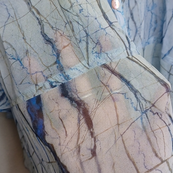 Finley Artsy Sheer Sz M Marble Artsy Button Down Front Long Sleeve Blouse - Picture 8 of 14